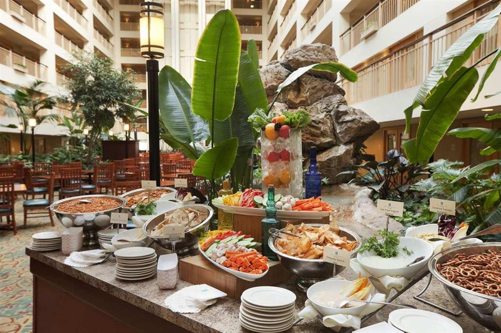 Embassy By Hilton Chicago O'hare Hotel 4*